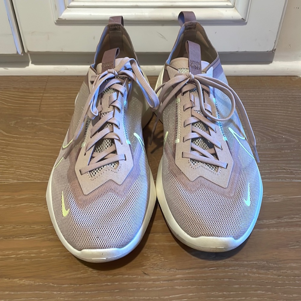Nike Vista Lite SIZE 11